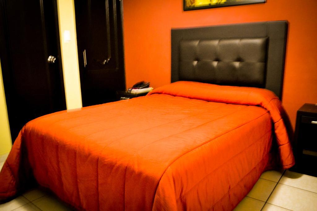 Hotel Villa Cahita 로스모치스 외부 사진